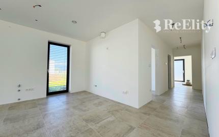 NOVOSTAVBA 4-izbový bungalov,  969 m2, Príbovce