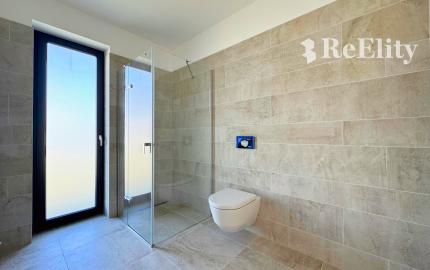 NOVOSTAVBA 4-izbový bungalov,  969 m2, Príbovce