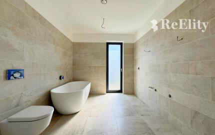 NOVOSTAVBA 4-izbový bungalov,  969 m2, Príbovce