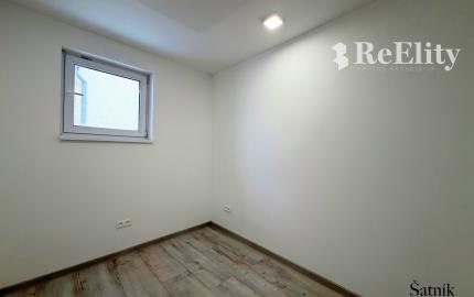 Zrekonštruovaný rodinný dom, 547 m² – Martin, Podháj