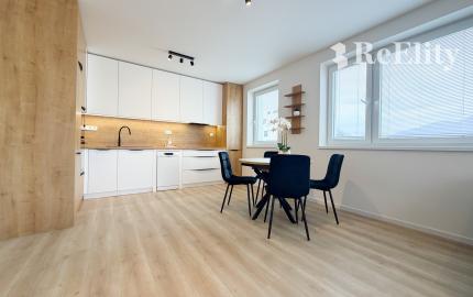 Na prenájom: Moderný 2-izbový byt s parkovacím miestom – Martin, Priekopa