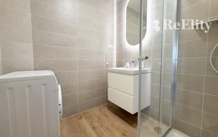 Na prenájom: Moderný 2-izbový byt s parkovacím miestom – Martin, Priekopa