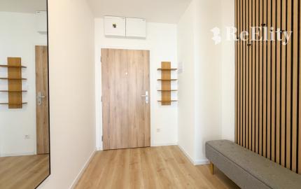 Na prenájom: Moderný 2-izbový byt s parkovacím miestom – Martin, Priekopa