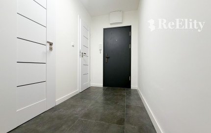 Nadštandardný 3-izbový byt po kompletnej rekonštrukcii (85 m²) s veľkým balkónom