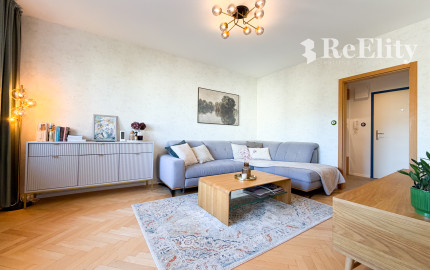 *REZERVOVANÉ* Luxusný 4-izbový byt po kompletnej rekonštrukcii v priamom centre Martina