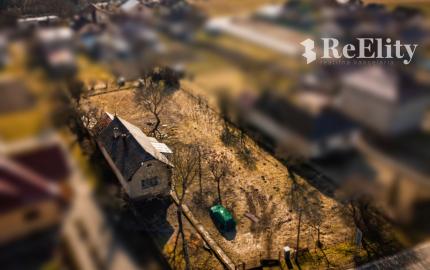 RODINNÝ DOM S VEĽKÝM POZEMKOM 1 885 m² – BENICE