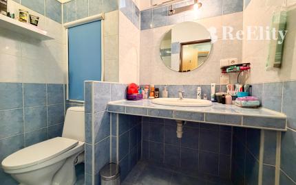 *REZERVOVANÝ* VEĽKOMETRÁŽNY 1-IZBOVÝ BYT S LOGGIOU V MARTINE – PODHÁJ | 42,66 m²