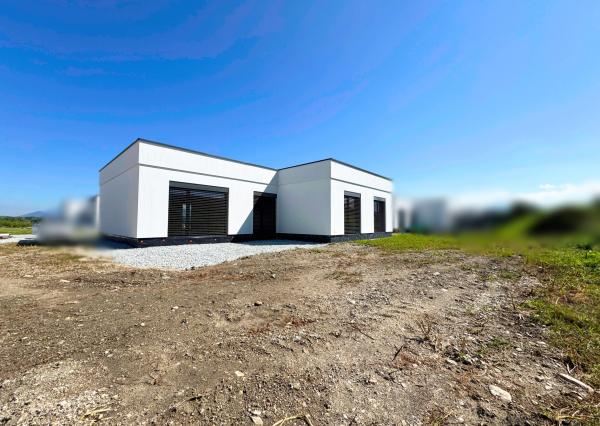 NOVOSTAVBA 4-izbový bungalov,  969 m2, Príbovce