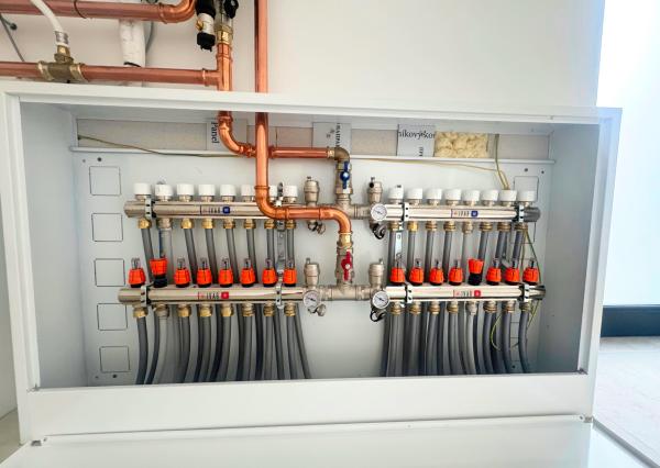 NOVOSTAVBA 4-izbový bungalov,  969 m2, Príbovce