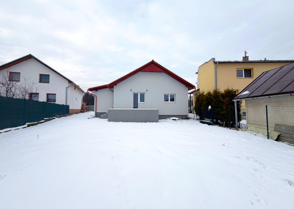 Zrekonštruovaný rodinný dom, 547 m² – Martin, Podháj