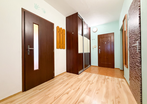 3 izbový byt, 65 m2, Košúty II