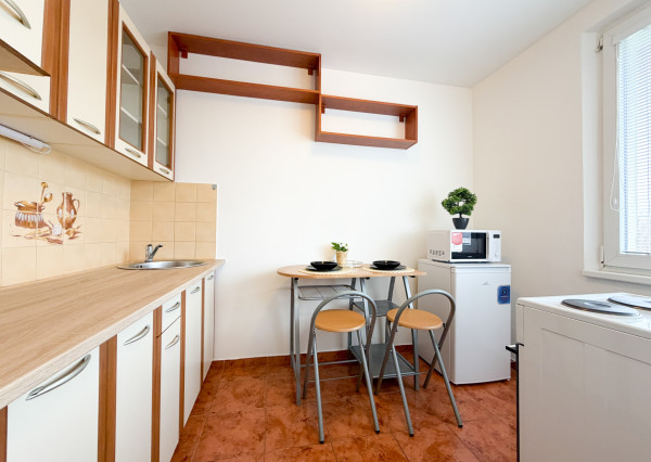REZERVOVANÝ! Zariadený 1 izbový byt, 27 m2, Martin - Ľadoveň