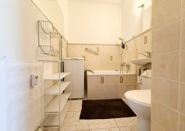 REZERVOVANÝ! Zariadený 1 izbový byt, 27 m2, Martin - Ľadoveň