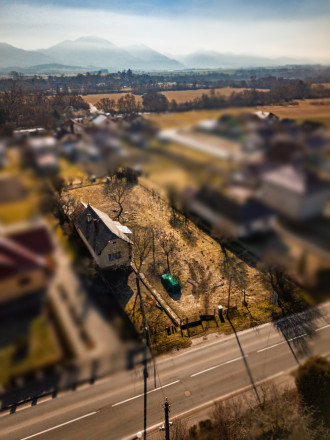 RODINNÝ DOM S VEĽKÝM POZEMKOM 1 885 m² – BENICE - fotografia 2
