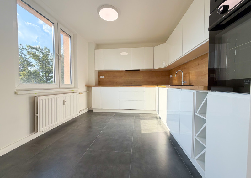 Kompletne prerobený 3 izbový byt, 85 m2, Vrútky